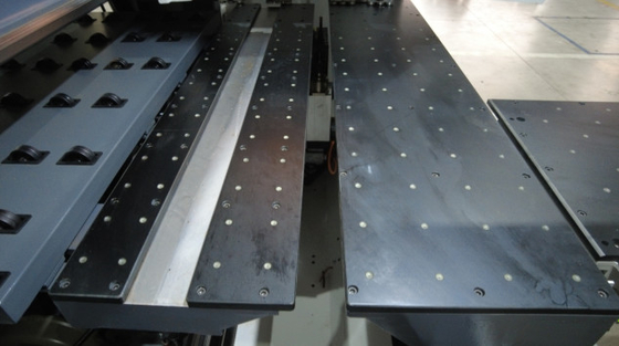 Sechsseitige Panel-Möbel CNC Bohrmaschine HB62JF